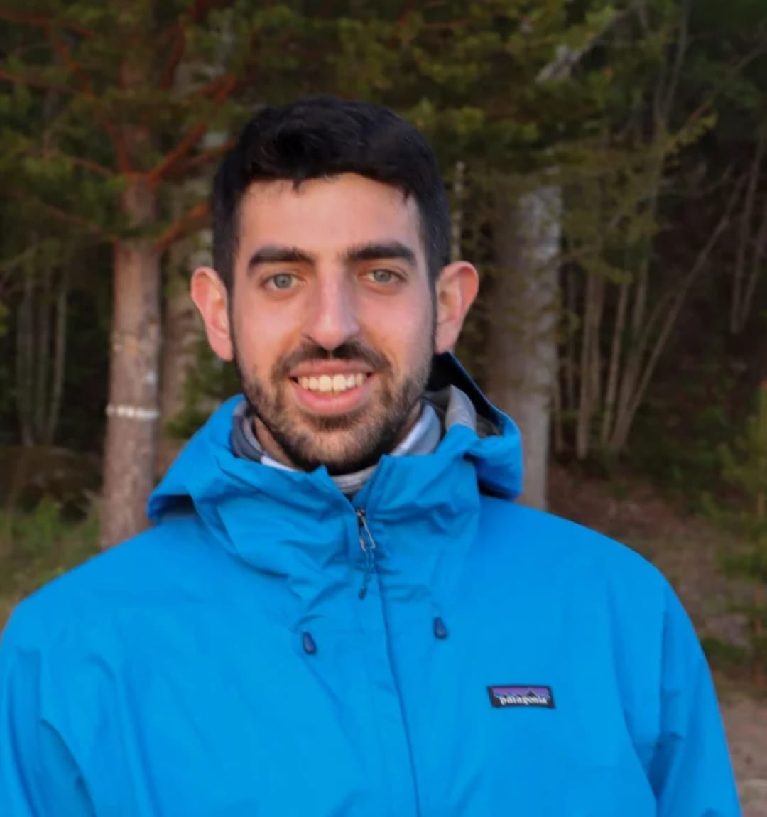 Lucas Contrino 1 , Coordinador de la Reserva de Cerro Negro